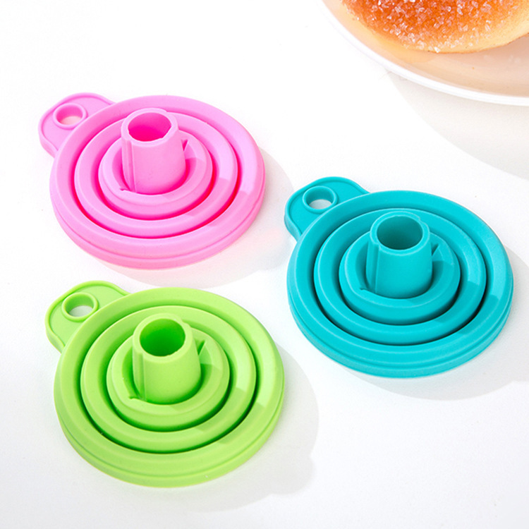 Special offer universal funnel foldable household funnel small caliber food grade pouring oil packing silicone retractable funnel