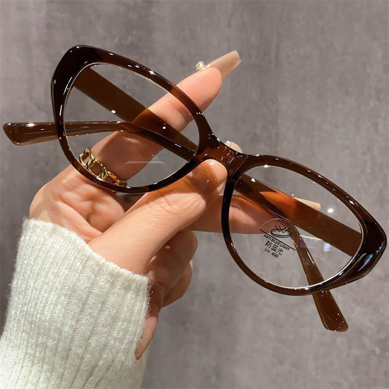 81059 new European and American myopia glasses women's black frame cat's eye flat mirror square round face slimming plain anti-blue light mirror