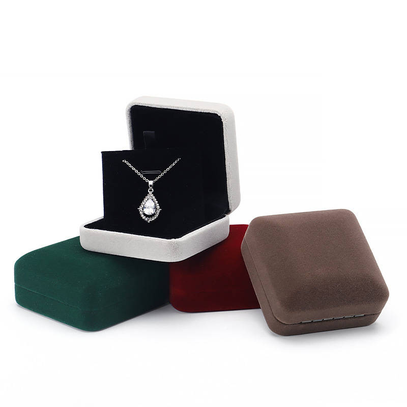 High-grade jewelry box packaging box wholesale jewelry storage ring bracelet bracelet necklace iron flannel jewelry box