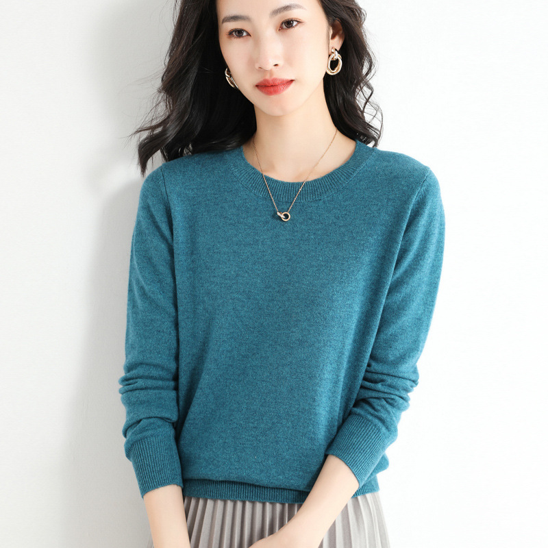 23 autumn low neck round neck sweater women's sweater loose base sweater female Korean foreign trade factory wholesale generation