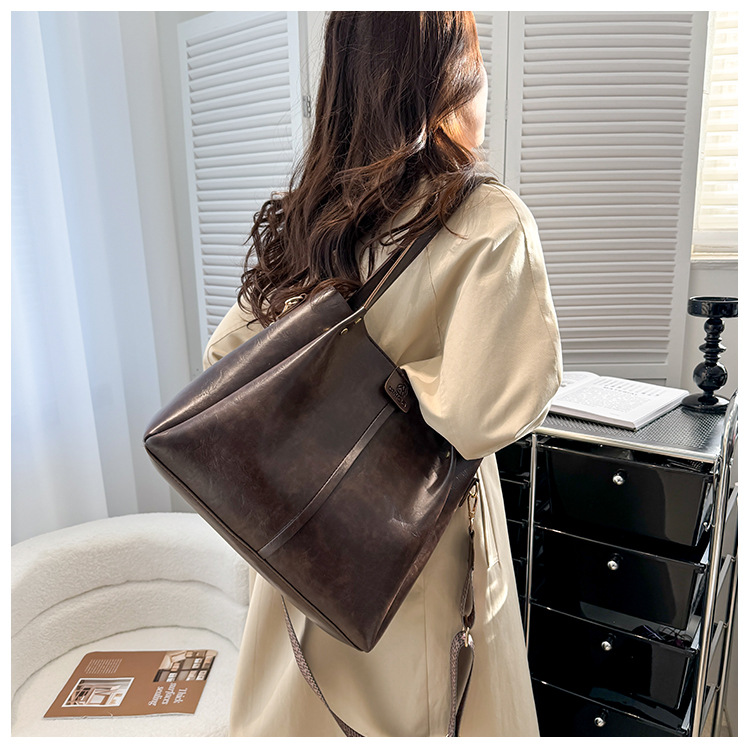 Borsa a tracolla grande capacità 2024 nuova da donna a secchiello per pendolari_voghion.com