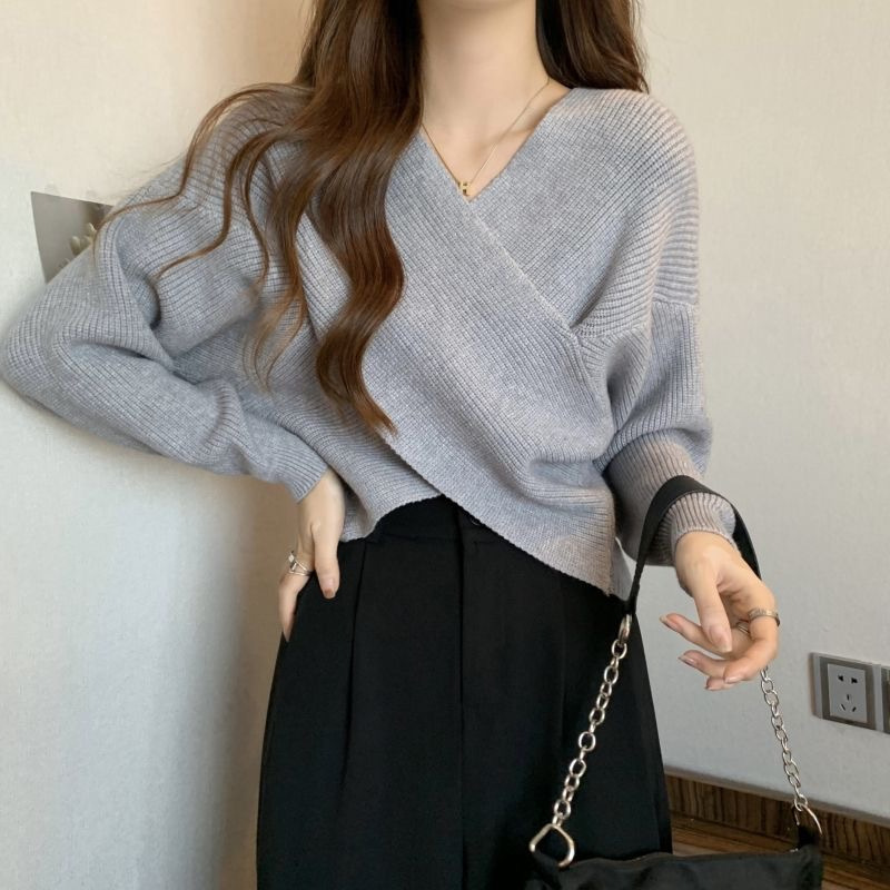 Early autumn cross design V-neck red gentle sweater women's autumn and winter lazy style bottoming sweater