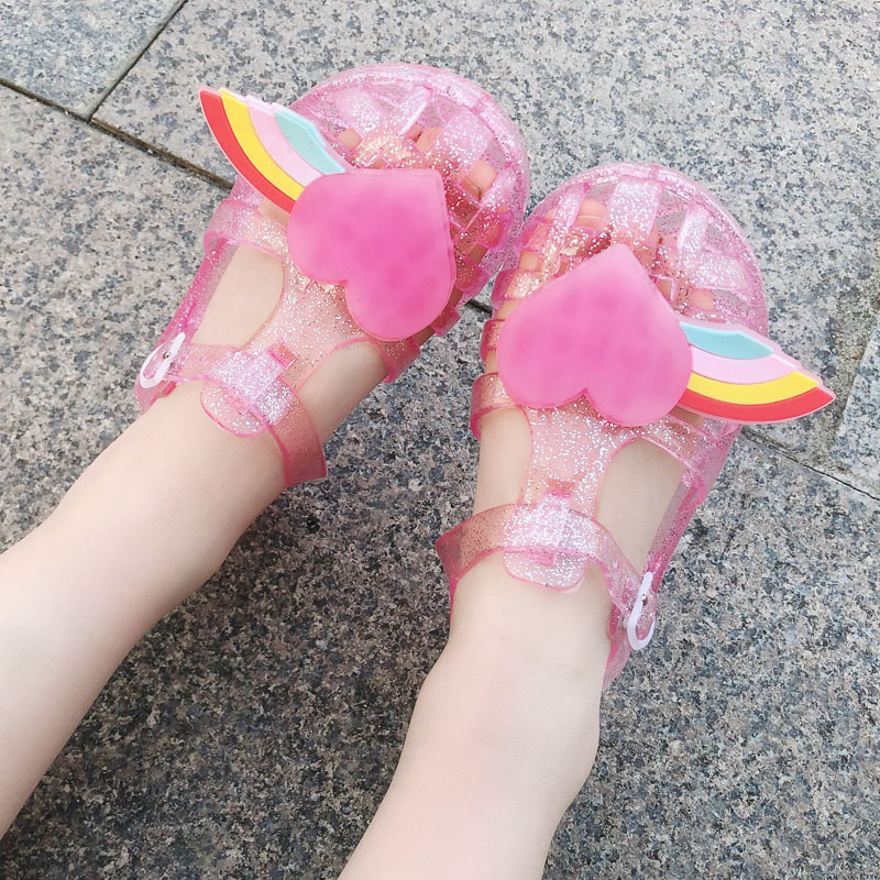 Korean version of summer small and medium-sized girls and children's Baotou jelly sandals and slippers children's love wings Roman shoes single-layer shoes beach shoes
