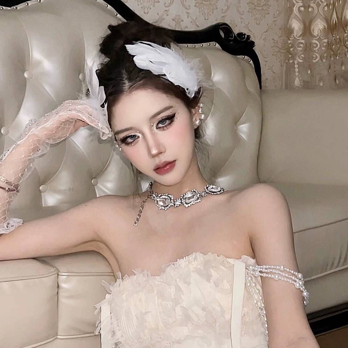 Copricapo di piume di cigno bianco, forcina per capelli da principessa, da sposa, accessori per capelli da sposa, accessori per damigella d'onore, fermaglio laterale_voghion.com