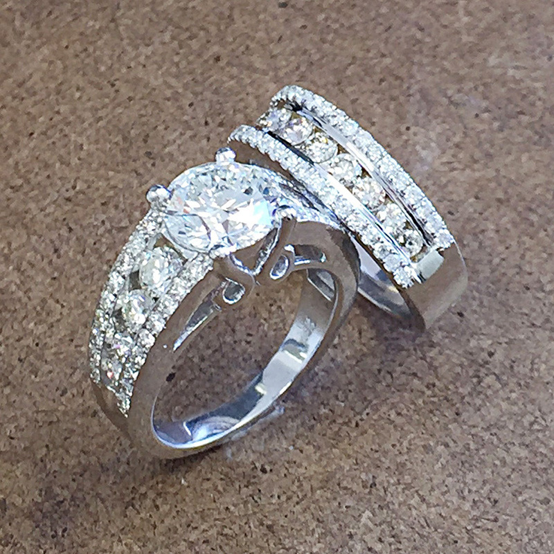 Unisex Hot Luxus Voller Diamant Paar Ring Set Exquisite Zirkon Engagement Ring Set_voghion.com