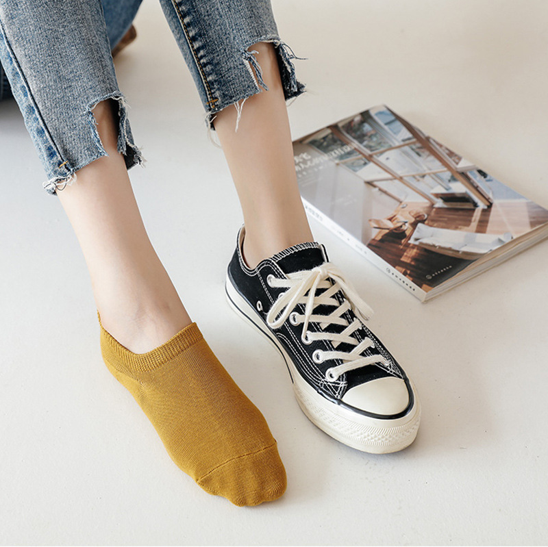 Socks women's thin ankle socks women's cotton spring and summer low-top short invisible sweat-absorbent breathable non-slip heel ins fashion socks