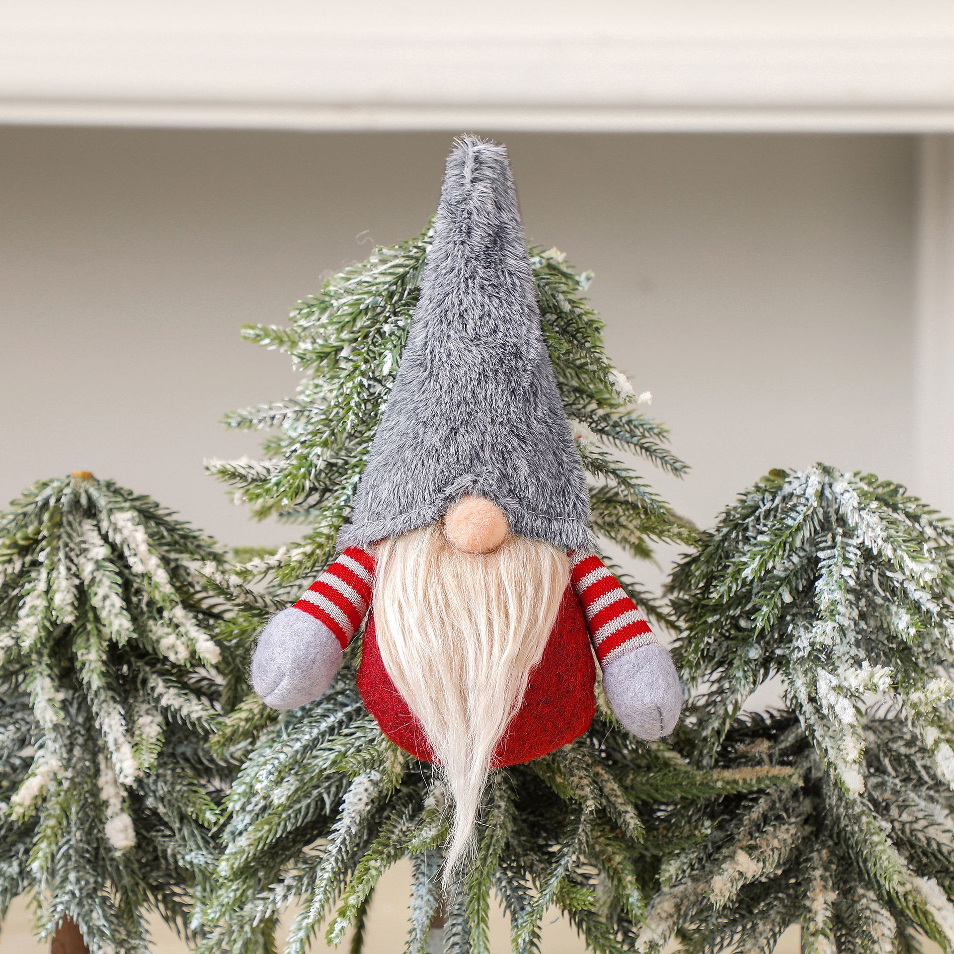 Christmas decoration supplies creative Christmas pendant faceless doll Christmas tree pendant gift doll for the elderly_voghion.com