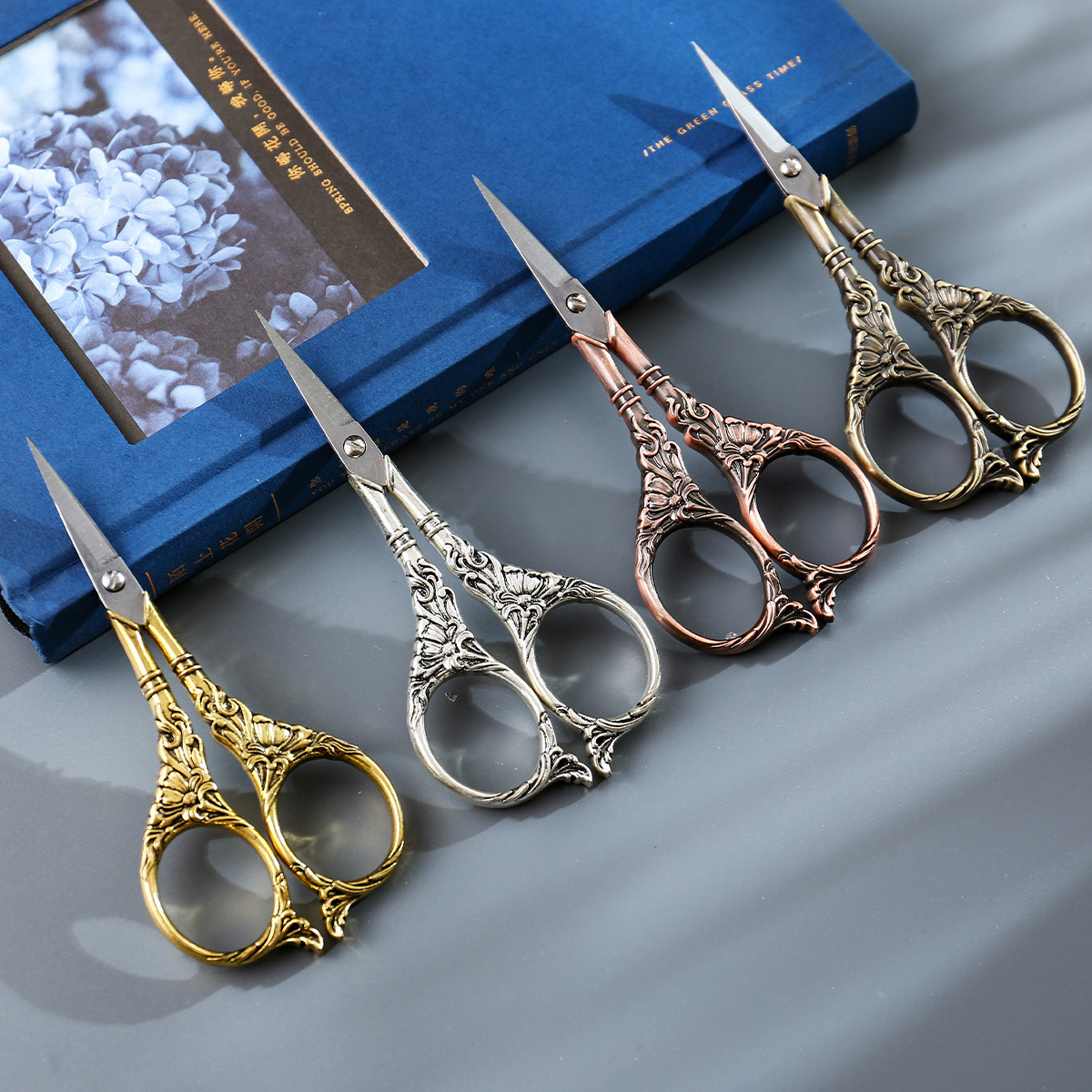 Stainless Steel Scissors Retro Home Student Thread Cutter Cross Stitch Flower Sewing Scissors Office Small Scissors