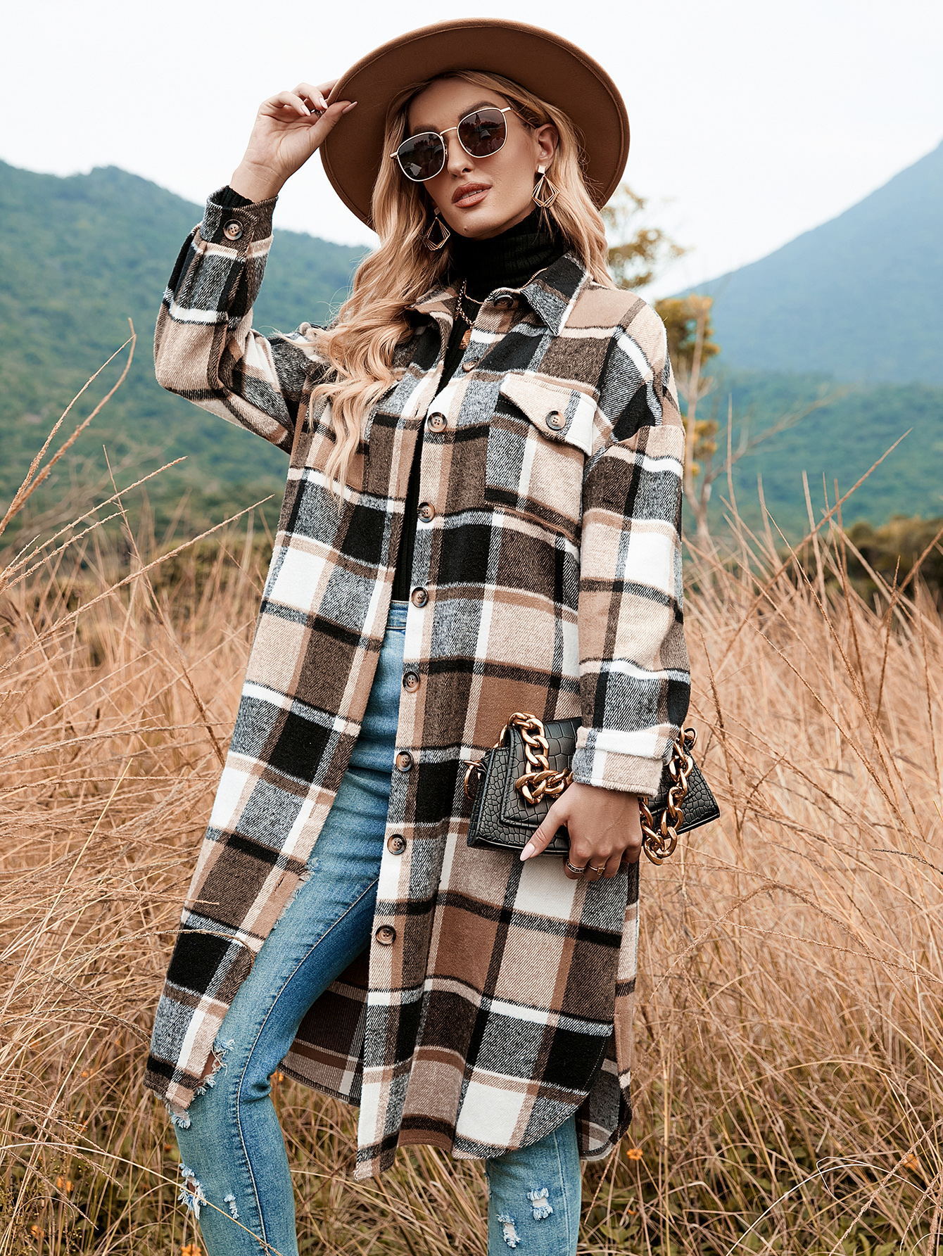 2022 autumn and winter European and American temperament windbreaker coat side slit lapel loose woolen plaid shirt coat in stock_voghion.com