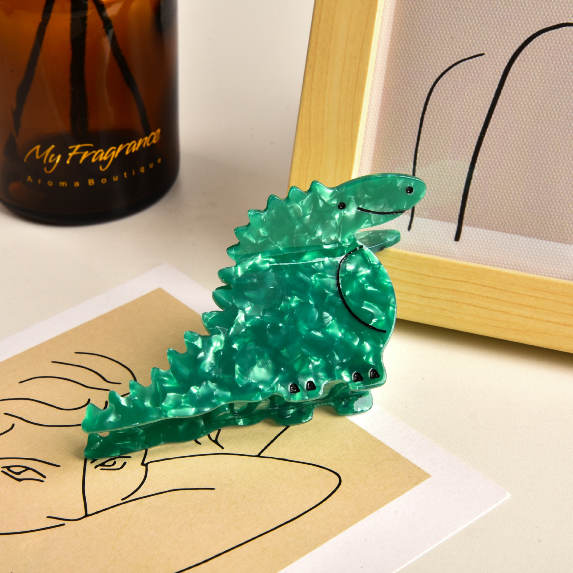 Accessori per capelli YHJ 2024 Nuovo fermaglio per capelli a forma di dinosauro con animali dei cartoni animati, in acetato, con arricciatura posteriore, con squalo_voghion.com