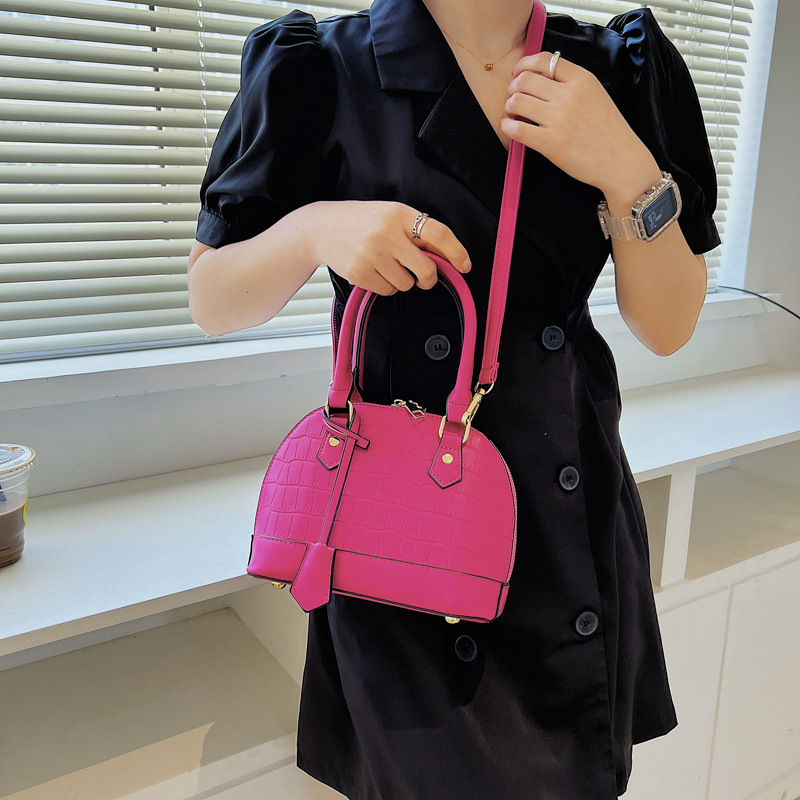 European and American Fashion Retro Stone Pattern Simple Shell Bag 2022 New Niche Design Shoulder Bag Crossbody Women's Bag Trendy