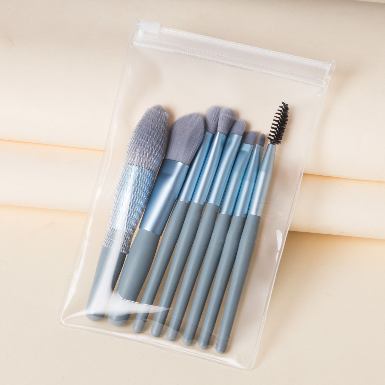 Portable 8 PCs makeup brush set soft eye shadow brush loose paint beauty brush mini makeup tools full set