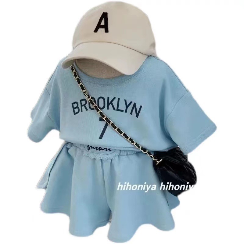 Girls' Summer Suit 2024 New Female Baby Korean Style Fashionable Western Style Pure Cotton Short-Sleeved T-Shirt Shorts Two-Piece Set