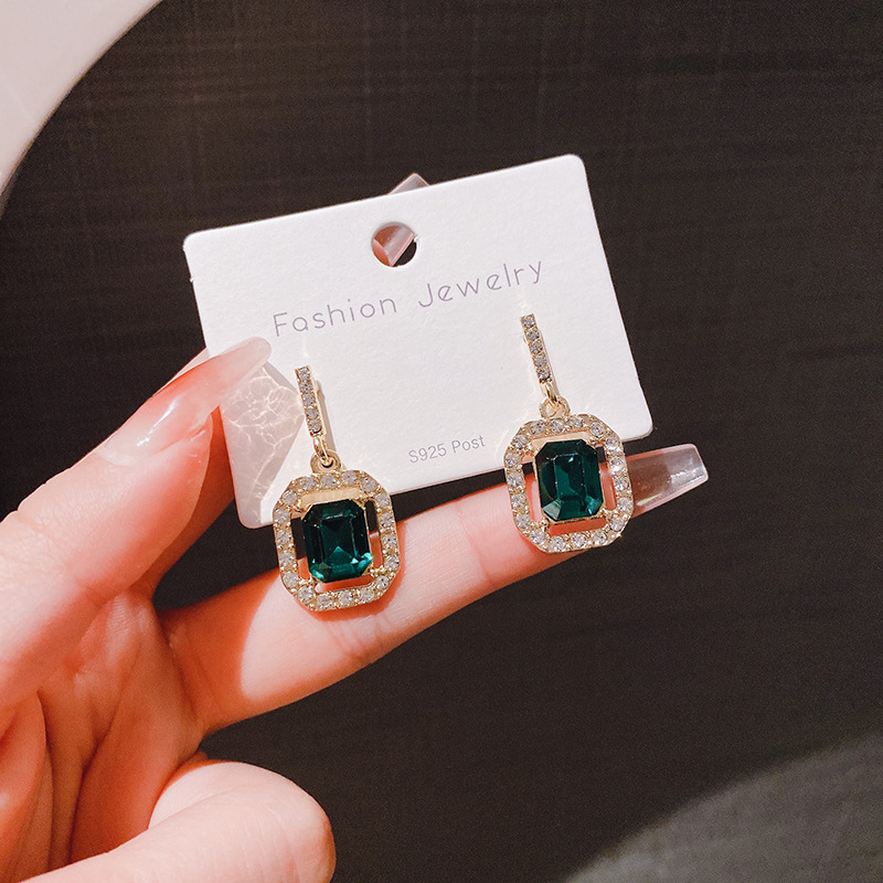 925 Silver Needle Green Emerald Rhinestone Small Simple Cold Style Temperament Diamond Geometric Square Earrings Earrings