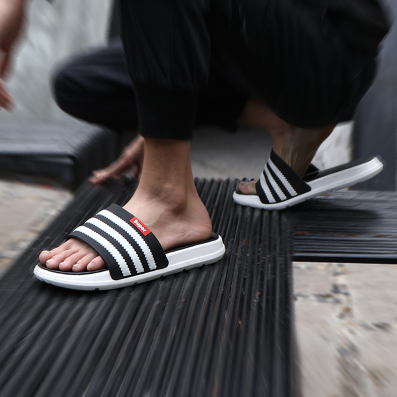 Factory slippers wholesale couples summer indoor and outdoor wear one-word slippers men's non-slip sandals women's simple factory wholesale