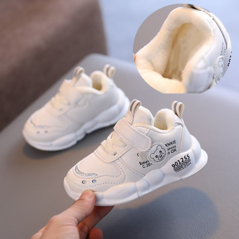 Winter men's and women's baby cotton shoes 0-3 years old children's leather baby toddler shoes plus velvet sneakers a generation of hair
