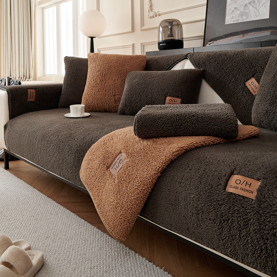 Cross-border lamb velvet sofa cushion winter non-slip plush padded Nordic sofa cover cushion cover towel wholesale