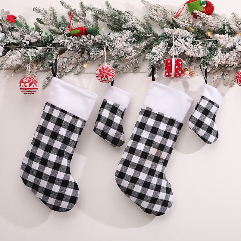 Cross-border new Christmas decorations red and black plaid plush Christmas stocking ornaments gifts gift candy bag pendants