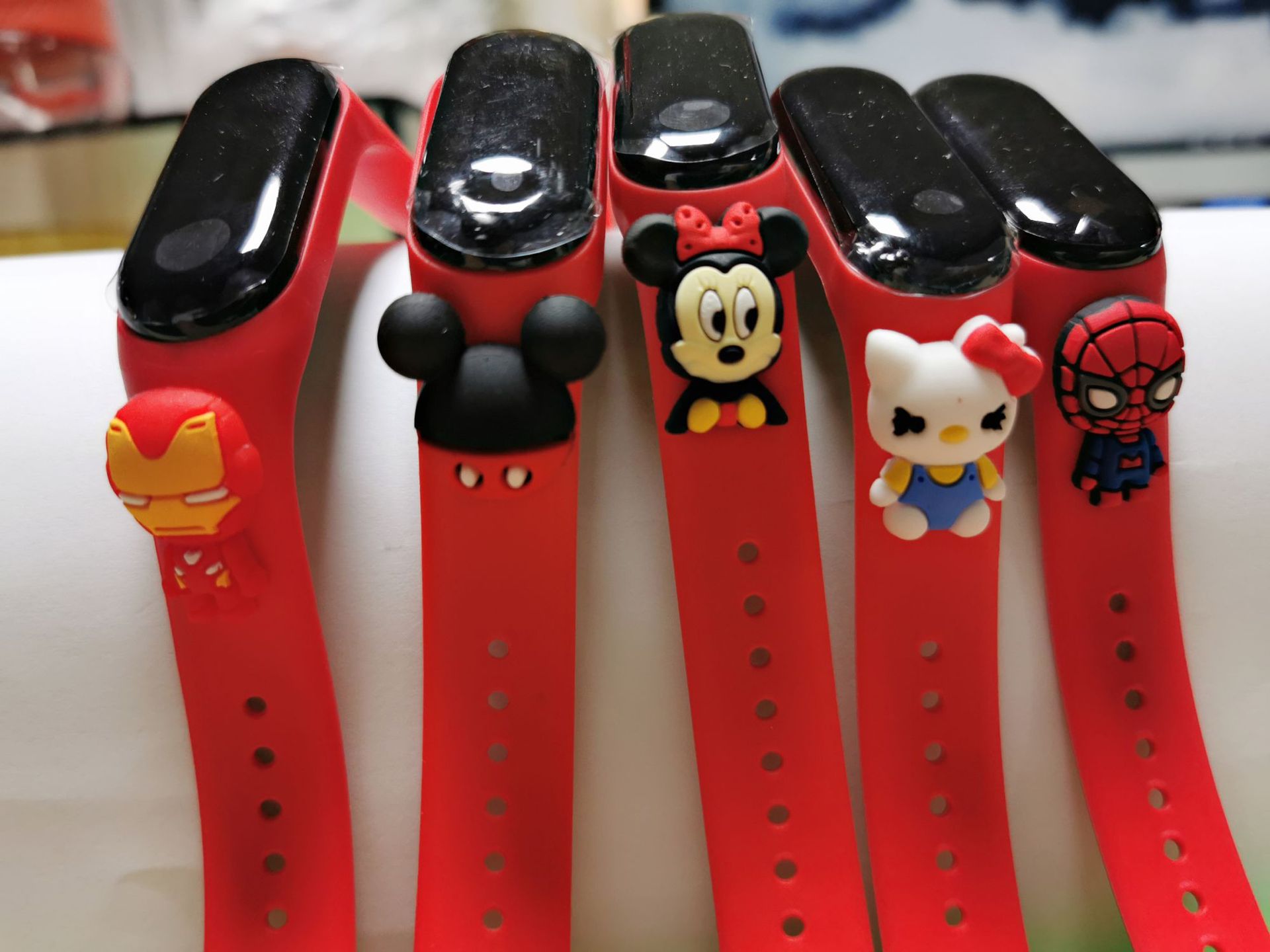 Children's Waterproof Glow-in-the-Dark Cartoon Cute LED Sports Bracelet Watch for Boys and Girls Students