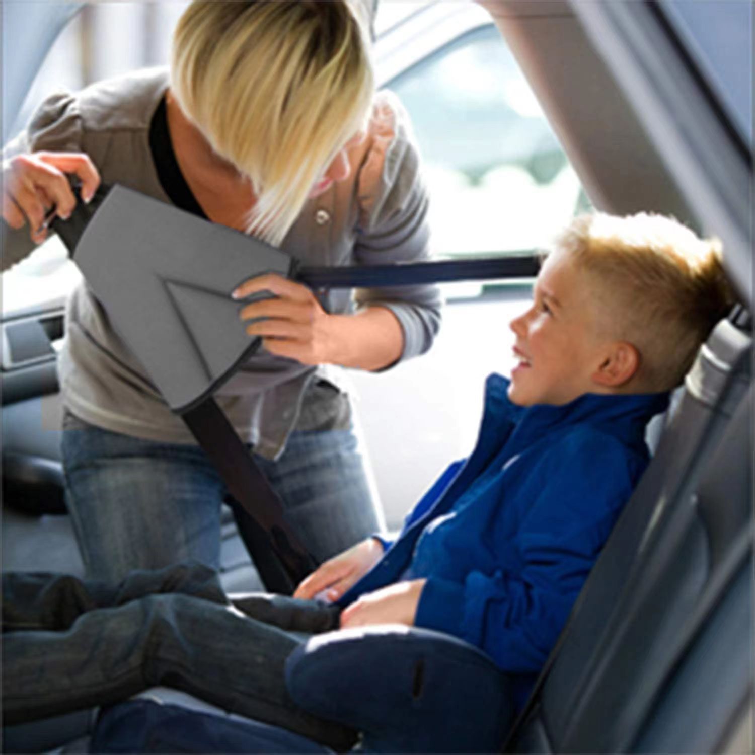 Car child seat belt shoulder pad safety fixator Seat Belt triangle auxiliary limit adjuster anti-collar