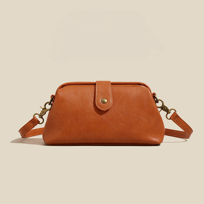 Soft Leather Bag Women's Bag 2023 New Fashion Crossbody Bag Trendy High-end Sense Gold Bag Shell Bag Vintage Clip Bag