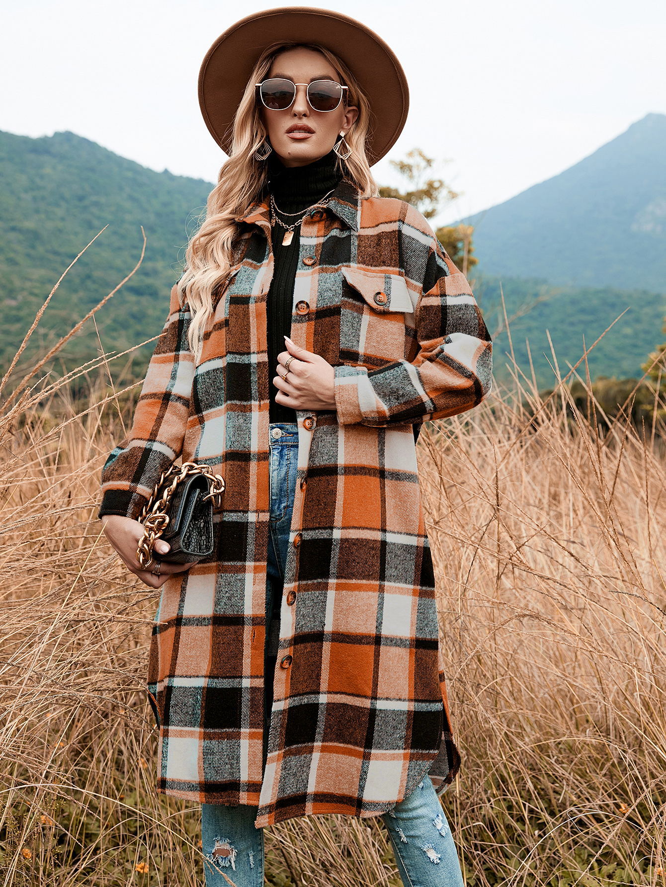 2022 autumn and winter European and American temperament windbreaker coat side slit lapel loose woolen plaid shirt coat in stock_voghion.com