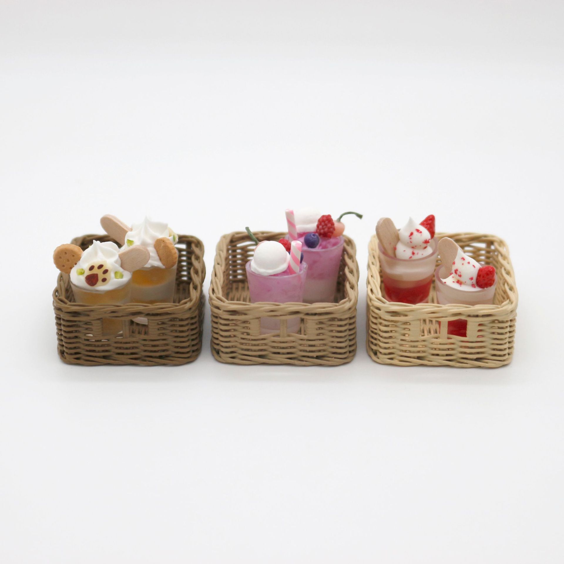Miniature simulation Woven resin basket storage basket mini food play six-point eight-point doll bjd doll house props