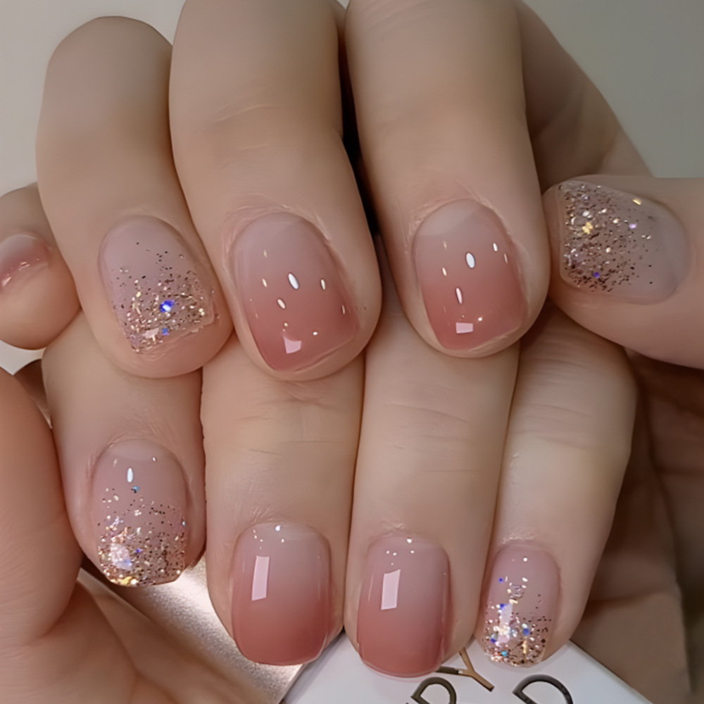 Foreign trade hot selling European and American wearable nail patch pure want to ice transparent glitter fake nail patch press on nails