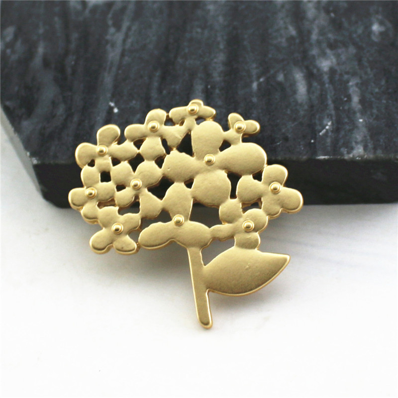 Fashion simple matte gold lily of the valley small brooch alloy plating matte gold tree of life corsage Japanese and Korean style accessories needle