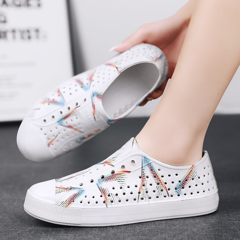 2024 New LUCHI TEMU Hole Shoes Men's Spray Beach Shoes Men's and Women's Casual Shoes Couple's Baotou Breathable
