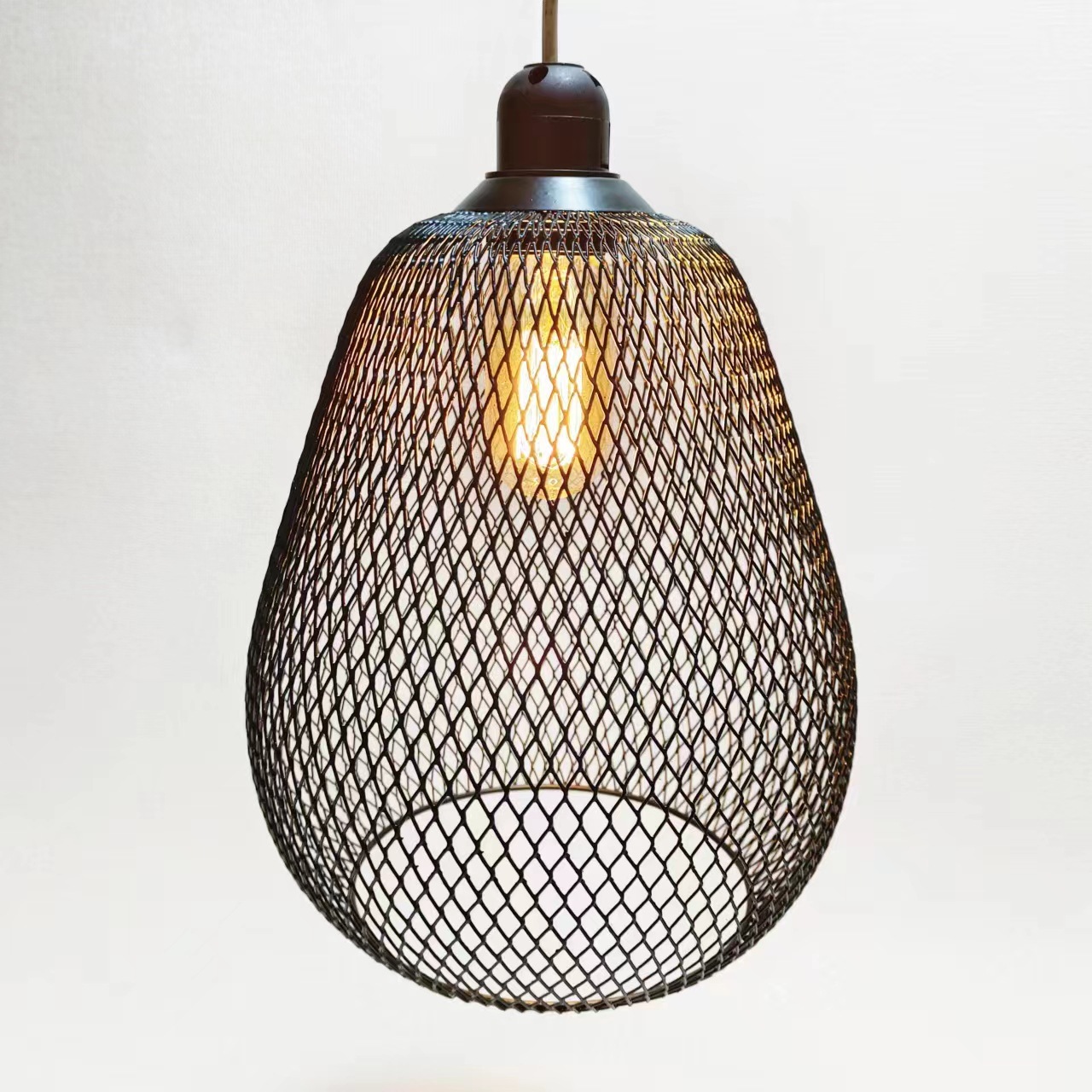 Cross-border popular mesh iron hollow simple geometric lighting accessories home milk tea shop entrance lampshade shell