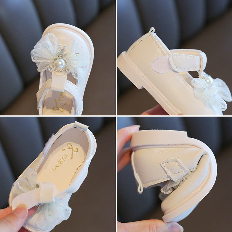 New year-old baby girl princess shoes autumn Western style baby soft bottom toddler shoes children Korean style single shoes leather shoes 2-3 spring 1