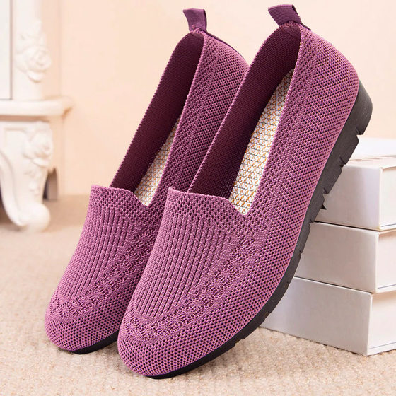 Wholesale flying woven women's shoes new casual comfortable foreign trade women's shoes lightweight soft bottom breathable middle-aged and elderly mother shoes