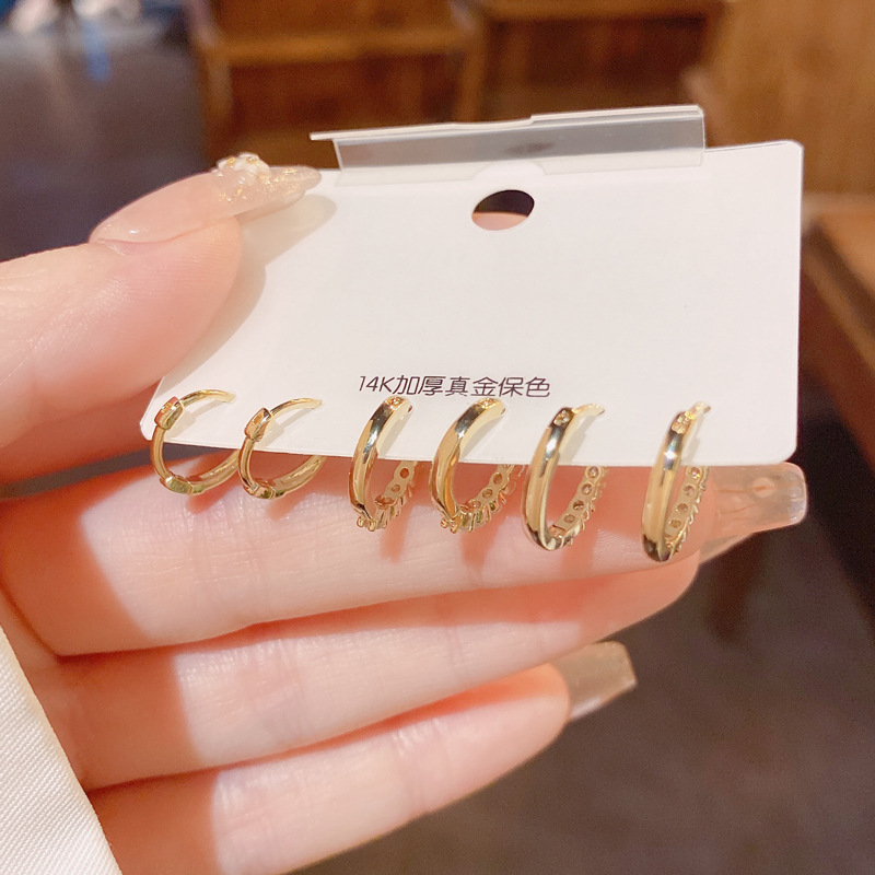 Summer Simple Small Zircon Ear Buckle suit Earrings 2022 New Fashionable Light Luxury Niche High-end Earrings for Women