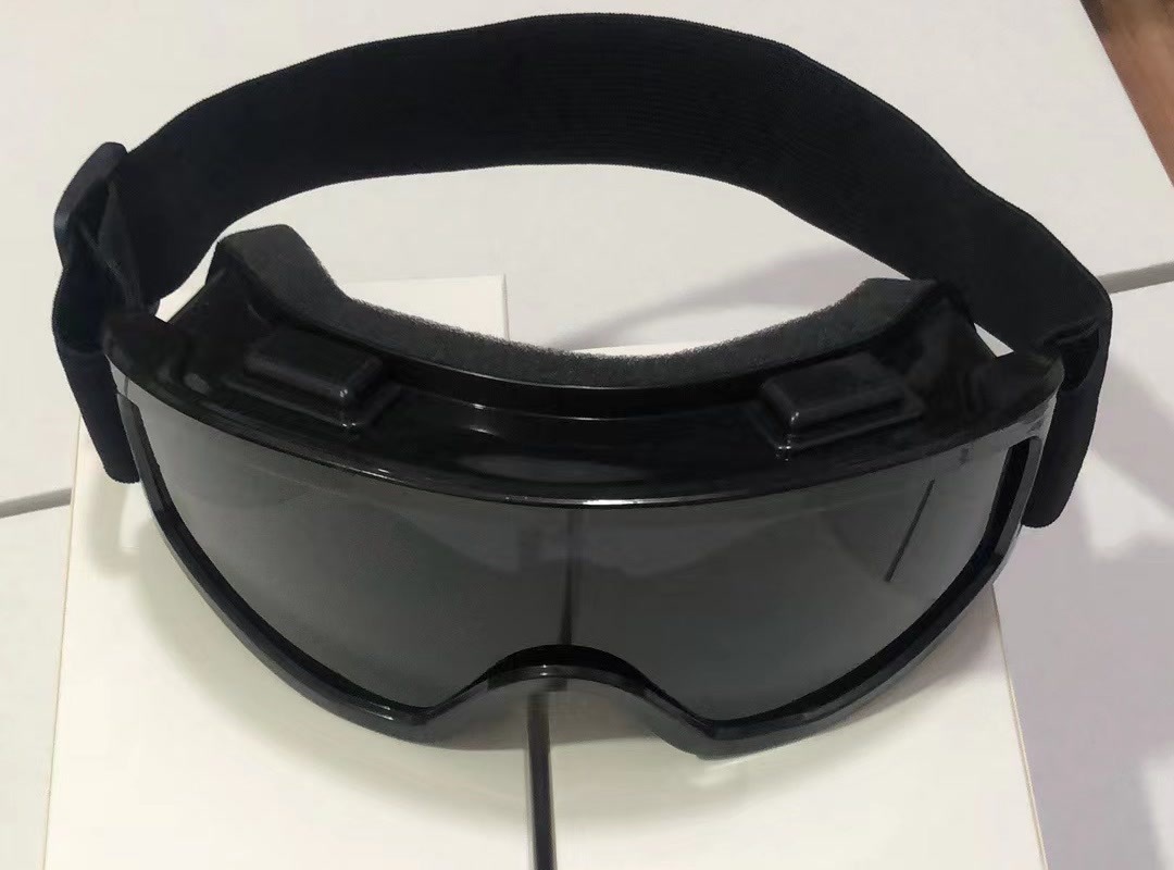 New double-layer anti-fog mountain skiing goggles outdoor large frame anti-wind sand dazzling polarized sports glasses_voghion.com