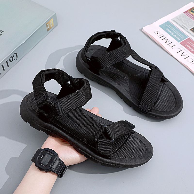 2023 New Men's Summer Outdoor Sports Lightweight Non-slip Water-walking Beach Shoes with Soft Soles