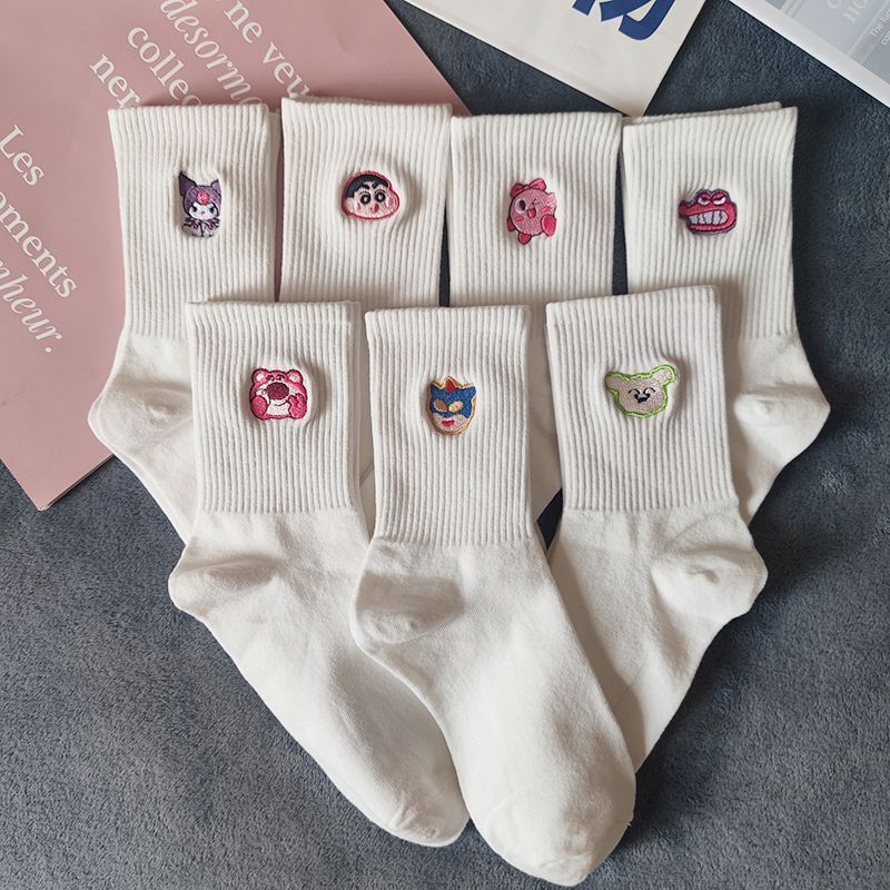 Japanese cotton socks women's mid-calf ins fashionable all-match embroidered couple white socks sports socks cute socks