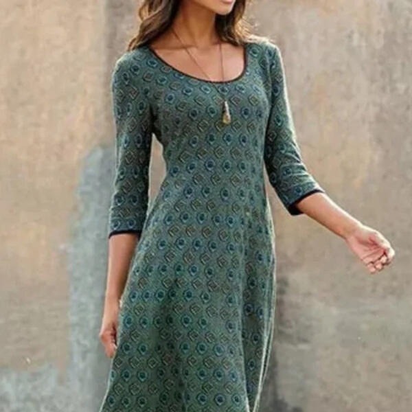 Amazon 2023 Autumn and Winter Dress Cross-border Women's Round Neck Printed Long Sleeve Bohemian Style Stitching Long Dress