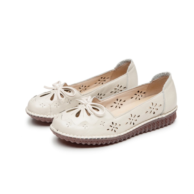 First layer cowhide leap month mother shoes Sandals leather soft bottom comfortable middle-aged flat hole shoes women's shoes leather shoes