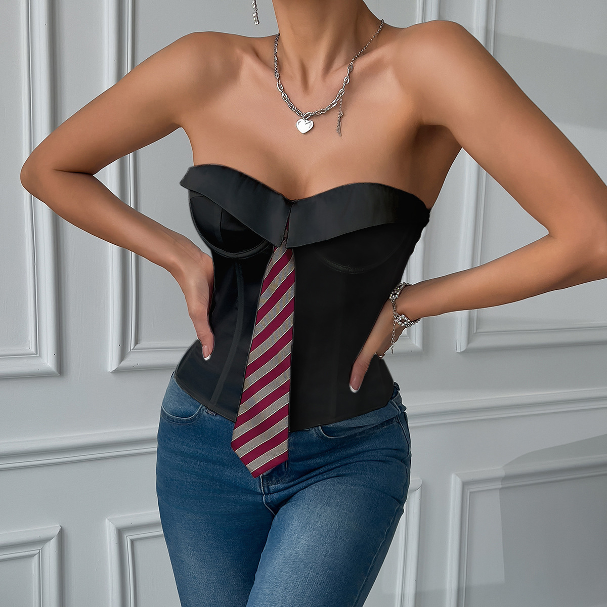 Cross-border Foreign Trade Hot Selling Spice Girls Low-cut Business Style Color Tie Solid Color Fishbone Lace-up Steel Ring Top 70081