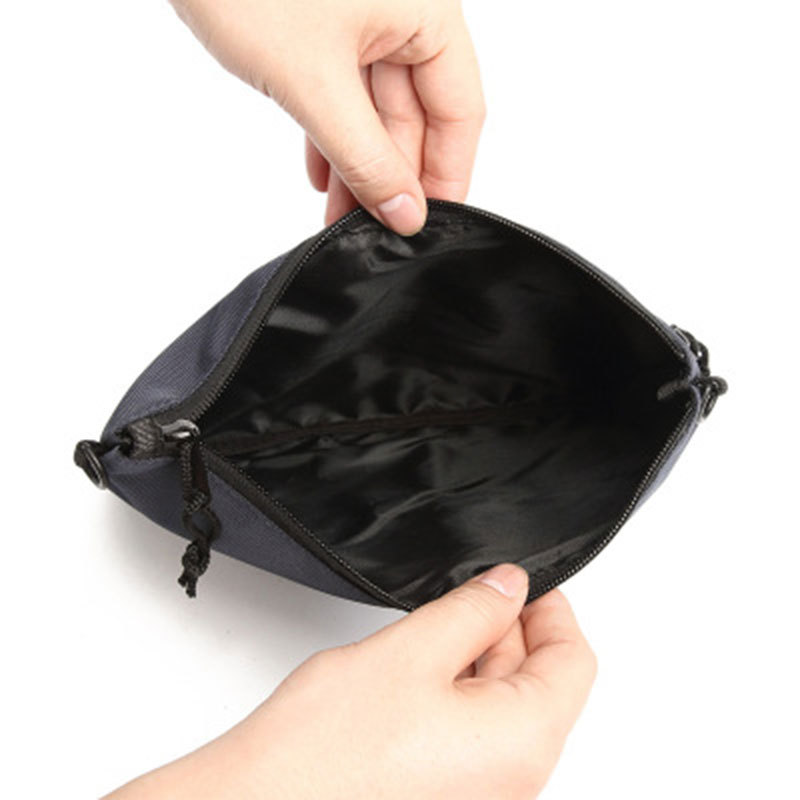 Factory in stock Men's Crosbody Bag Shoulder Bag Fashion Fashion Bag Waterproof Material Amazon Hot Selling Products