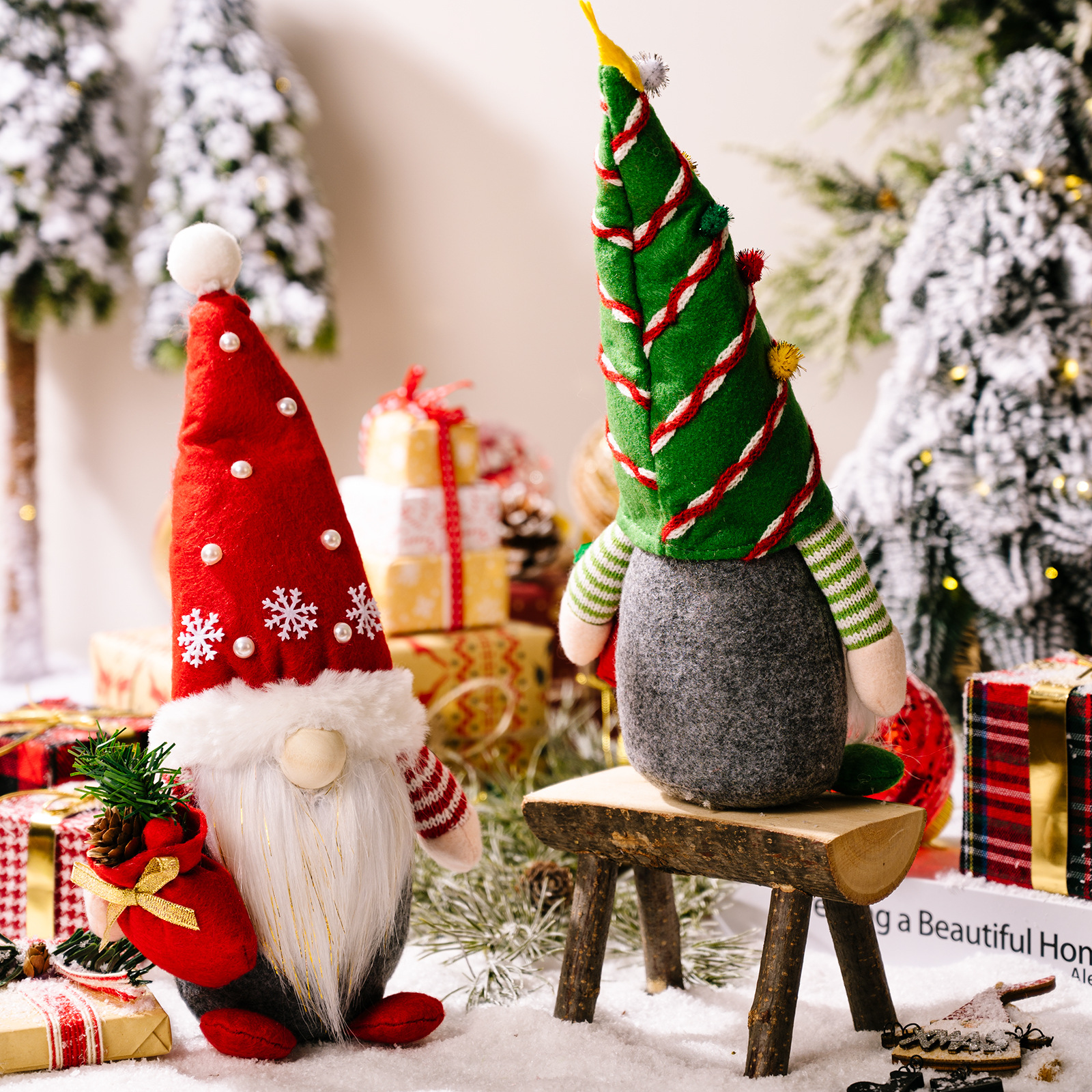 Christmas New Doll Decorative Supplies Red and Green Creative Standing Posture Faceless Doll Ornaments Tree-Shaped Gnome Small Doll