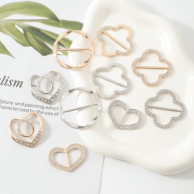 Korean multi-functional silk towel buckle wholesale high-level clothes accessories buckle pearl rhinestone corner knot buckle jewelry