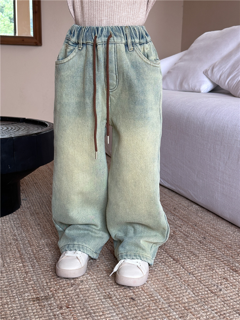 2024 Winter New Children's Wear Korean Style Children's fleece-lined Jeans for Boys and Girls One-piece Velvet Retro Straight Trousers