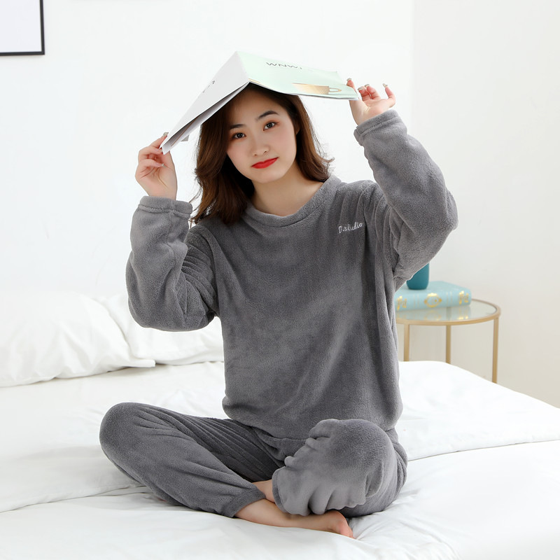 Autumn and Winter Couple's Warm Suit Coral Fleece Pajamas New Fashion Casual Warm Long Sleeve Home Wear Outer Wear