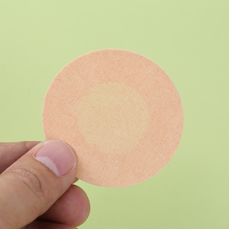 Disposable breast patch chest patch round plum blossom heart-shaped chest patch anti-running anti-bump nipple patch breathable non-trace chest patch