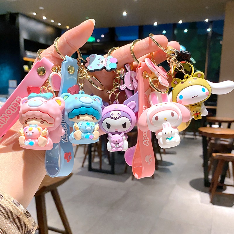 Sanrio hug little friend key chain doll pendant pendant blind box key chain doll machine push small gift