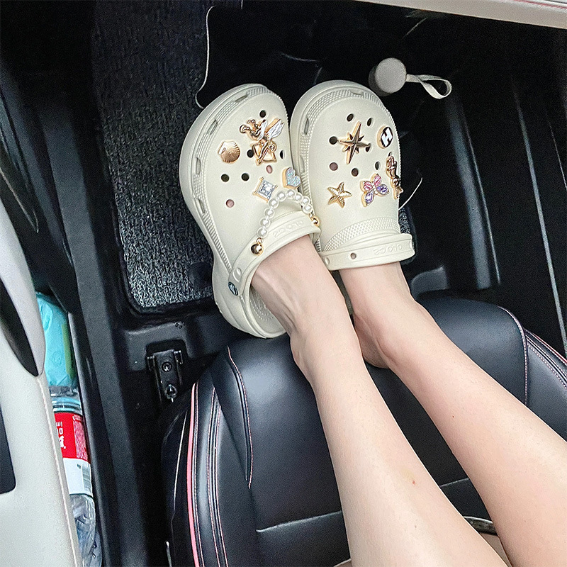 2023 new shopping mall with metal hole shoes buckle shoes flower DIY rhinestone gem shoe buckle accessories set