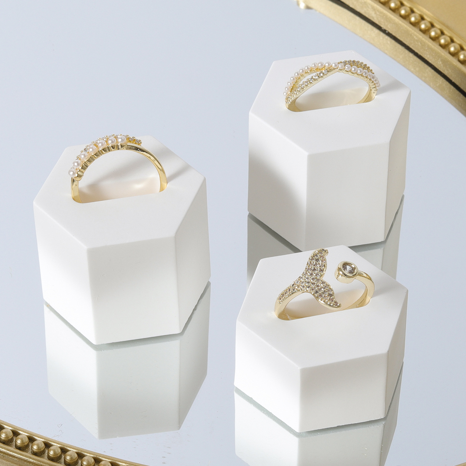 Simple ring display rack geometric jewelry display rack ring tray rack storage White jewelry creative photo