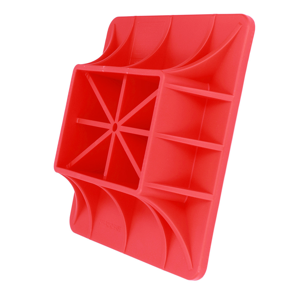 A monkey climbing Pole base Jack base farmer top base bracket cross-country rescue
